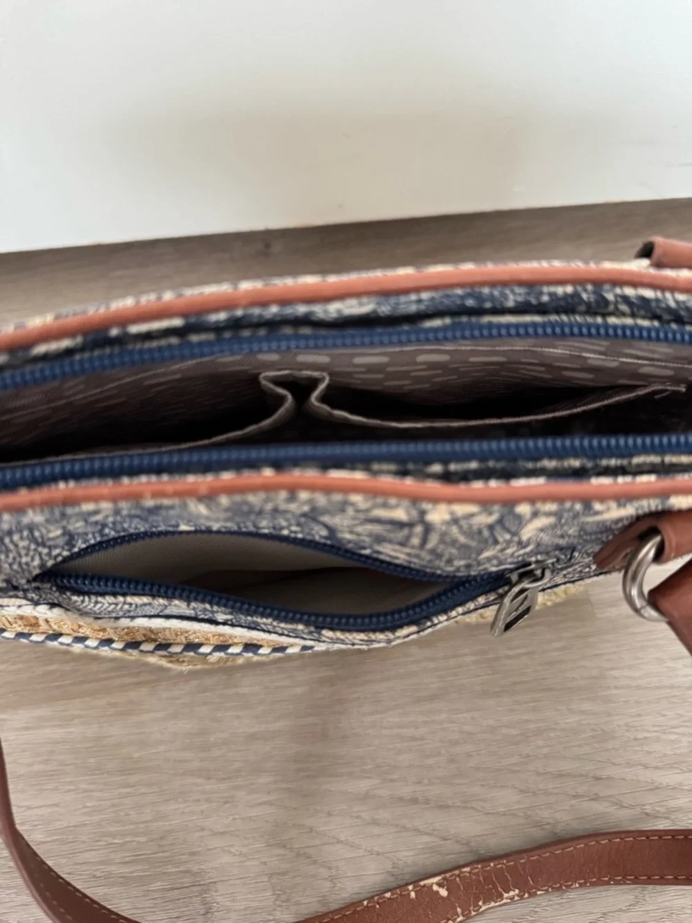 Sakroots Straw Tote Bag Navy Floral Trim Woven Beach Bag Boho - Picture 7 of 8